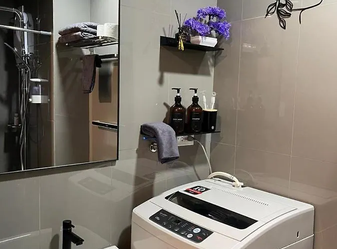 Amazing View Makati Elegant Flat 400mb Internet Appartamento *
