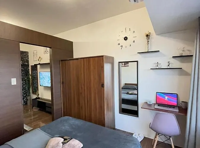 Appartamento Amazing View Makati Elegant Flat 400mb Internet Manila