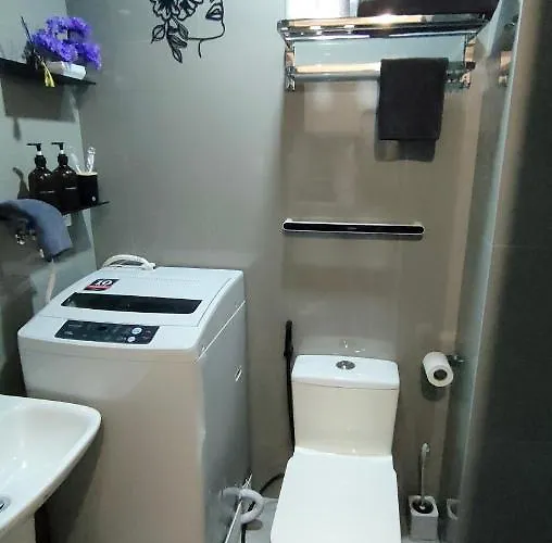 Amazing View Makati Elegant Flat 400mb Internet Appartamento Manila