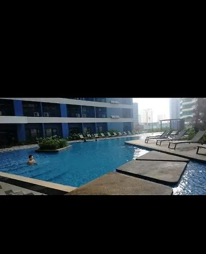 Amazing View Makati Elegant Flat 400mb Internet Appartamento Manila